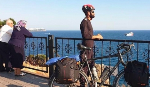 عبدالحق.. شاب يصل من بعشيقة الى اسطنبول في رحلة 