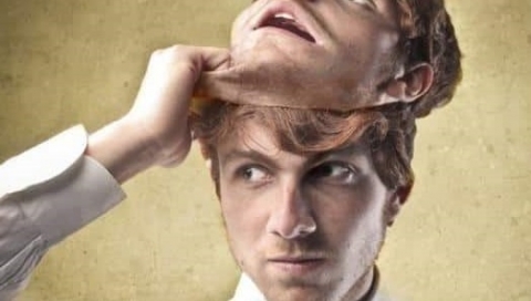 العدوانية المُقنَّعة