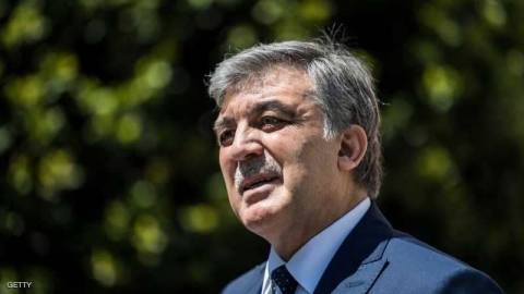 عبد الله غول يخرج بتصريحات نارية ضد أردوغان