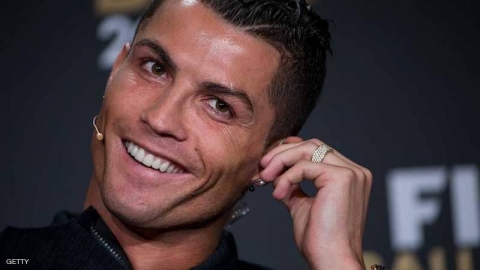 اسم رونالدو على ملعب الـ 50 ألف متفرج