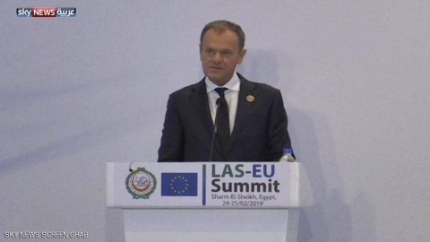 توسك: بريطانيا لن تكون قادرة على منافسة القوى الكبرى