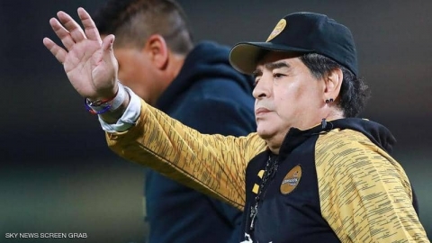 مارادونا يفاجئ فريقه المكسيكي 