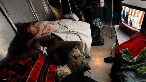 ماذا يفعل بالنساء؟