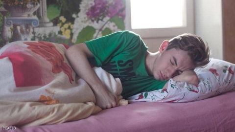 تأثير التفاؤل والتفكير الإيجابي على النوم