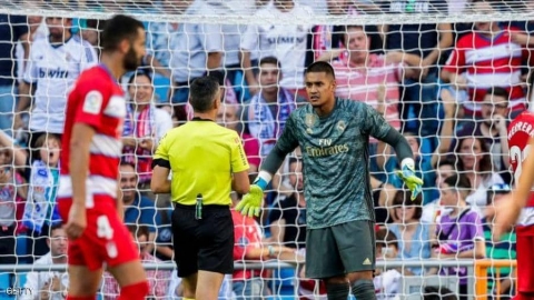 زيدان يشيد بحارس مرمى الريال رغم 