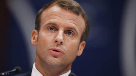 ماكرون يطالب بوقف إرسال 