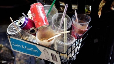 من يفوز بصراع تعبئة المياه البلاستيك أم الألومنيوم؟