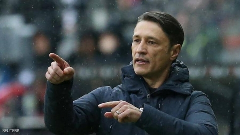 عقب الخماسية المذلة.. بايرن ميونخ يقيل مدربه