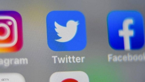 تويتر يسخر من فيسبوك.. بـ