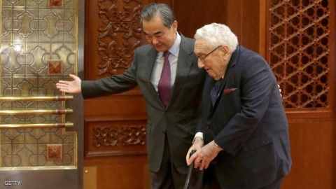 كيسنجر بالصين.. هل يصلح 