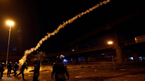 العراق.. اندلاع مواجهات في السماوة وحظر تجول في النجف