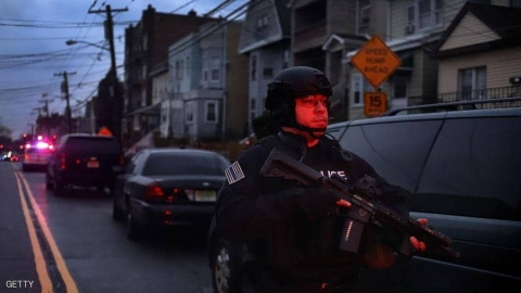 من المقبرة للحي.. تفاصيل معركة استمرت ساعتين قرب نيويورك