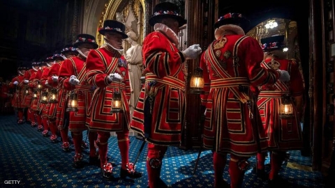 الملكة إليزابيث تحدد أجندة رئيس الوزراء البريطاني