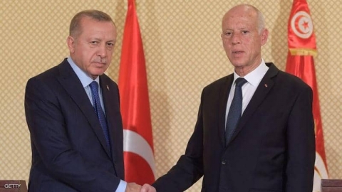 صحفيو تونس ينددون بمنعهم من تغطية مقابلة أردوغان