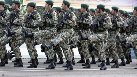 13 سيناريو للرد.. إيران تهدد أميركا بـ