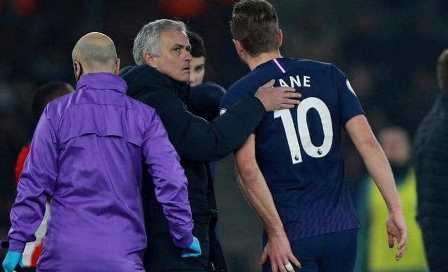 مورينيو يصدم جماهير توتنهام مجددا بشأن هاري كين