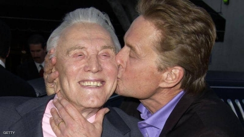 وفاة الممثل الأميركي كيرك دوغلاس عن 103 أعوام