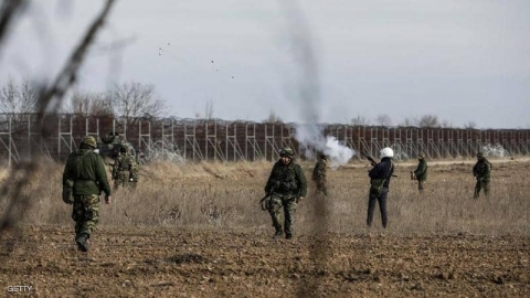 اليونان تبدأ تدريبات عسكرية على حدودها