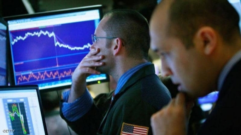 أسهم وعملات تتهاوى.. ماذا فعل كورونا بالاقتصاد في 24 ساعة؟