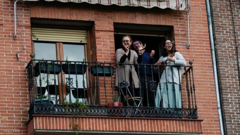 إسبانيا تسجل أقل عدد وفيات يومي بكورونا في 19 يوما