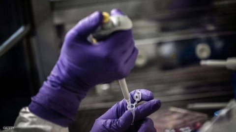 العالم يسابق الزمن.. 7 لقاحات تجريبية ضد 