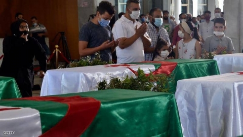 ماكرون يختار مؤرخا لتوثيق 