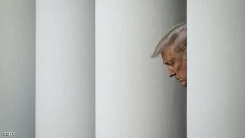 إزالة صورتي كلينتون وبوش من مدخل البيت الأبيض