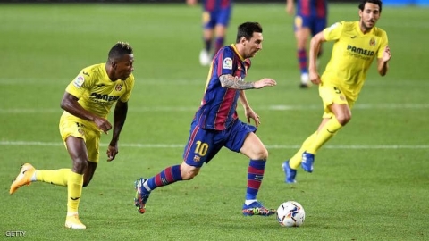 ميسي يعود للتسجيل في بداية حالمة لكومان