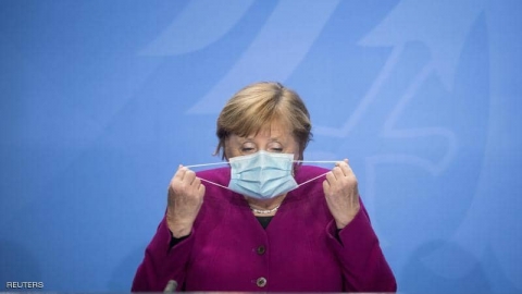 ميركل: الأيام والأسابيع المقبلة ستكون حاسمة في مكافحة كورونا