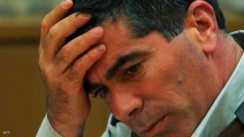 وزير خارجية إسرائيل ينضم للنزوح الجماعي من 