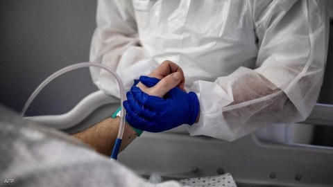 فرنسا تفرض قواعد صارمة لاحتواء تفشي فيروس كورونا المتحور