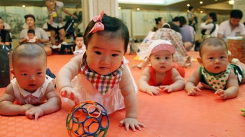 لأول مرة في التاريخ... هذا البلد يعاني من تراجع سكاني خطير!