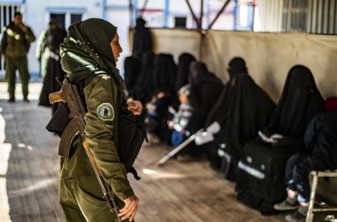 تركيا ترّحل عراقيين وتحيل ثالث للقضاء بتهمة الانتماء لداعش