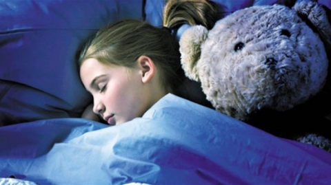 العلماء يكتشفون سر النوم العميق