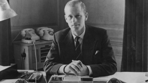 التاريخ البديل: ماذا لو لم يلتق الأمير فيليب الملكة إليزابيث؟