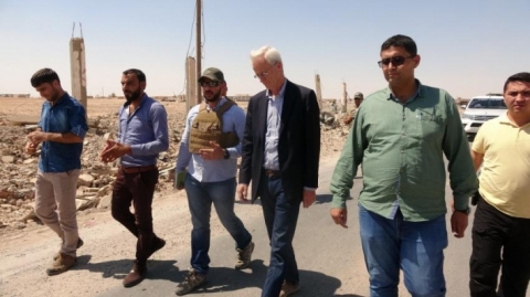 السفير وليام روباك: العقوبات الأمريكية لن تشمل مناطق الإدارة الذاتية