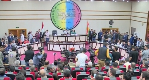 مسؤول كوردي: بارزاني سيبحث مع اولوند استقلال كوردستان ومعركة الموصل