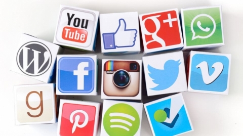 دراسة مثيرة تكشف كيف تسببت مواقع التواصل بانتشار 