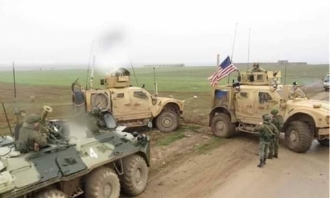 اعتراض وعراك بالأيدي بين جنود أمريكان وروس في غربي كوردستان