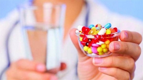 احذروا تناول هذه الأدوية أثناء العلاج من فيروس كورونا!