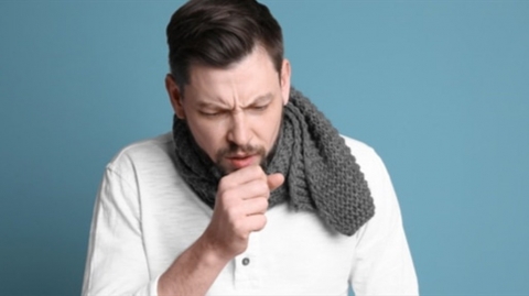 هكذا تفرق بين سعال فيروس كورونا والمدخّن