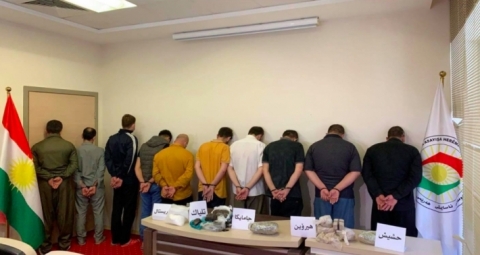 أربيل: الإطاحة بعصابة تتاجر بالمخدرات