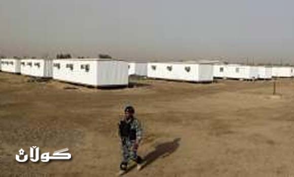 وصول حوالى 400 معارض ايراني الى معسكرهم الجديد في بغداد