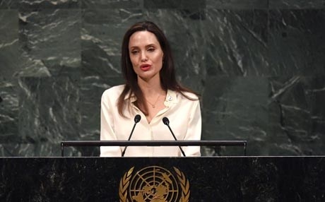 أنجلينا جولي: الصمت في مواجهة العنف ضد المرأة وصل أبعاداً تنذر بالخطر