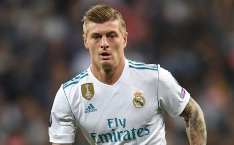 توني كروس يكشف حقيقة رحيله عن ريال مدريد خلال الانتقالات الصيفية