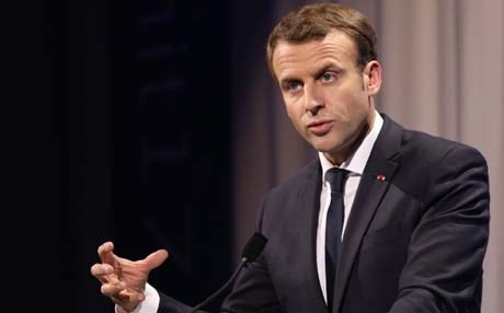 ماكرون يعرب عن 