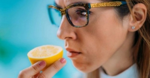 أضرار نفسية تنجم عن فقدان الشم والذوق لمتعافين من كورونا