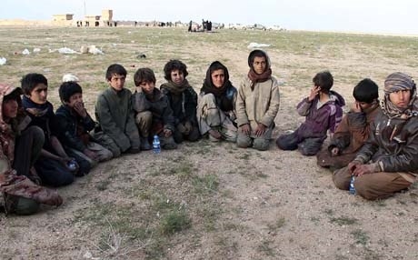 الأطفال الذين رفضهم الإزيديون ينقلون إلى أوروبا