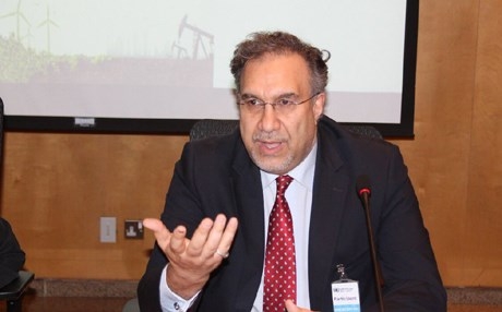  وزير الكهرباء يرد على تصريحات مقتدى الصدر