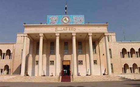  وزارة الدفاع العراقية تقرر غلق جميع صفحات التواصل الإجتماعي